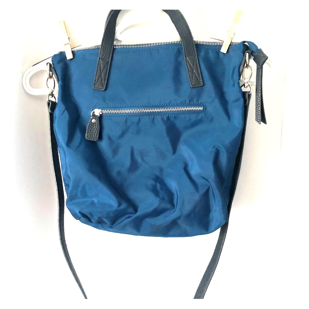 Blue Crossbody/Shoulder Bag